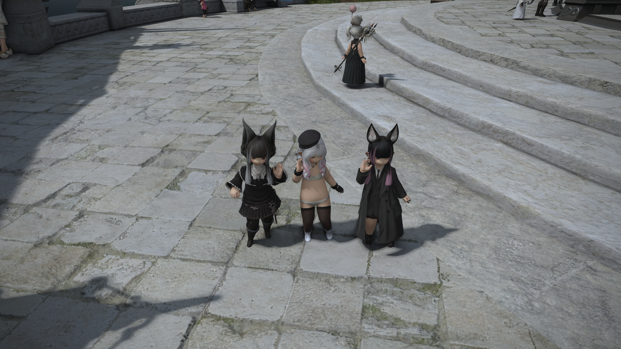 一個遊戲的風氣如果走向幼女幼童裸露 的暗示 這個社會也是噁心